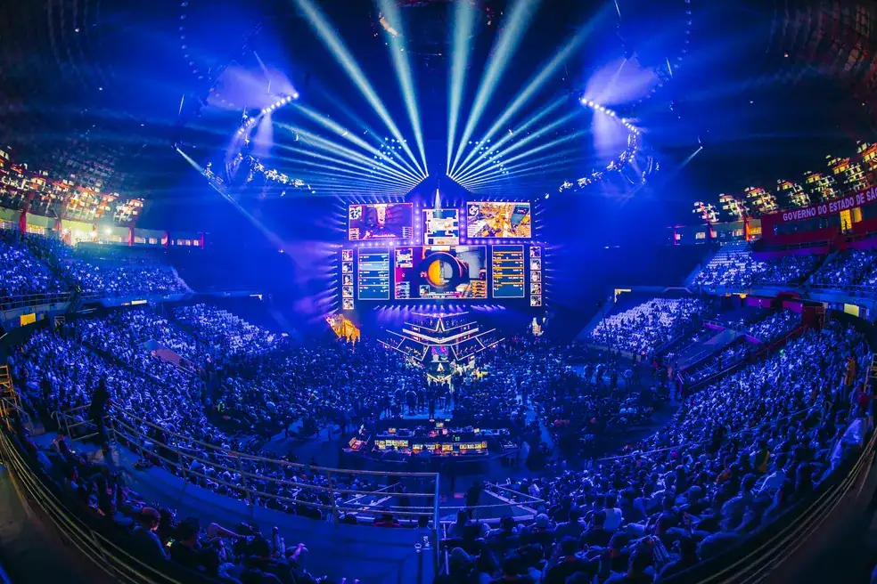 Torneios 967 - Competições com Prêmios de R$ 100.000